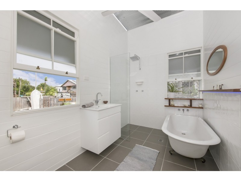 70 Ackers Street, Hermit Park QLD 4812