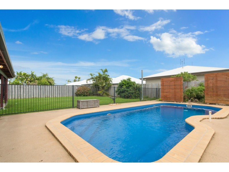 53 Griffey Street, Burdell QLD 4818