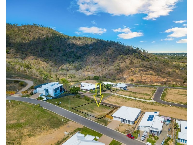 35 Zoe Court, Mount Louisa QLD 4814