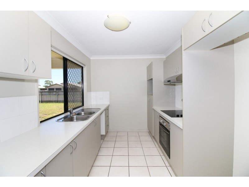 6 Cardno Court, Kelso QLD 4815