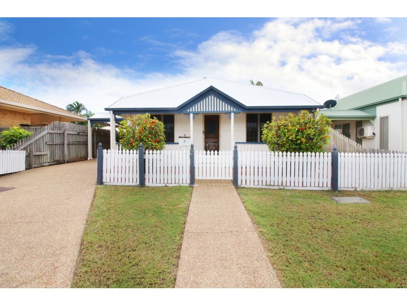 7 Goldenwood Mews, Kirwan QLD 4817