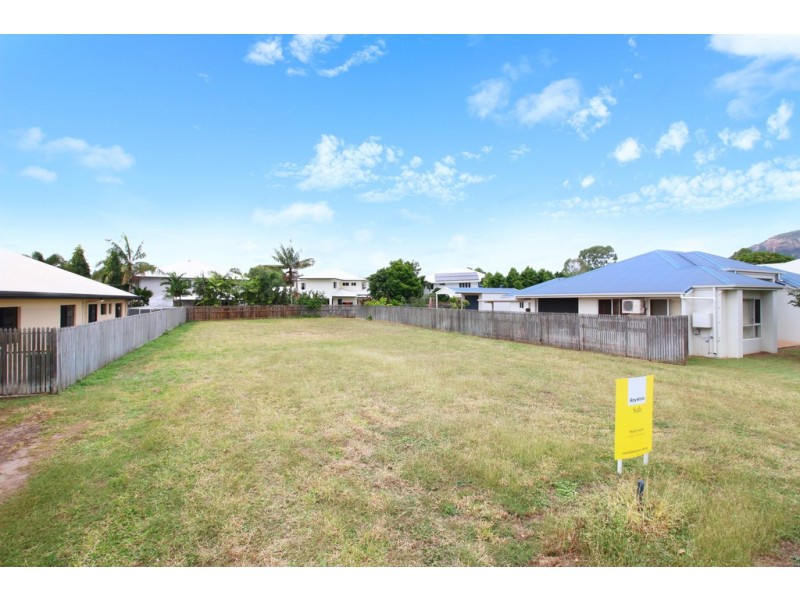 12 Meadowbrook Drive, Aitkenvale QLD 4814