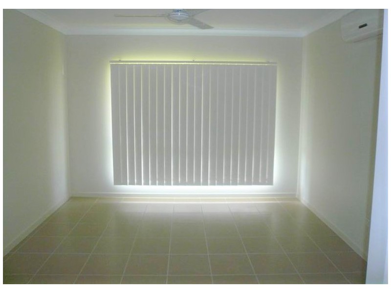 Bohle Plains QLD 4817