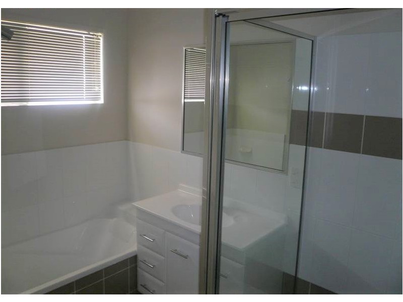 Bohle Plains QLD 4817