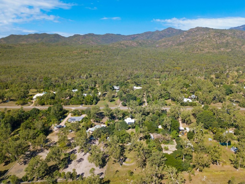 471 Forestry Road, Bluewater Park QLD 4818