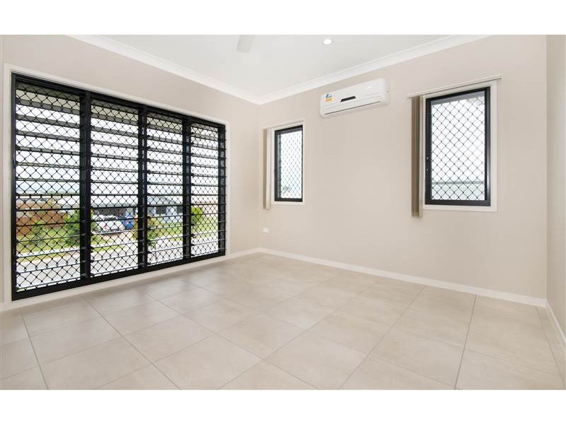 4 Sorghum Street, Rasmussen QLD 4815