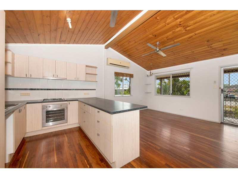 31 Palm Drive, Deeragun QLD 4818