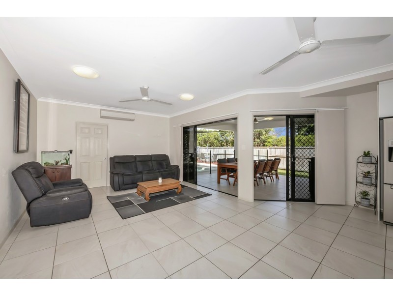 19 Edenbridge Drive, Kirwan QLD 4817