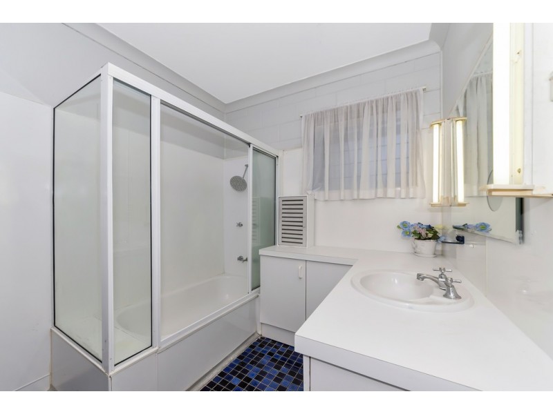 41 Tamarind Street, Kirwan QLD 4817