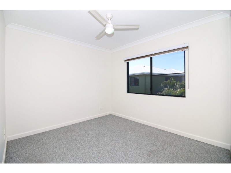 101 Railway Avenue, Railway Estate QLD 4810