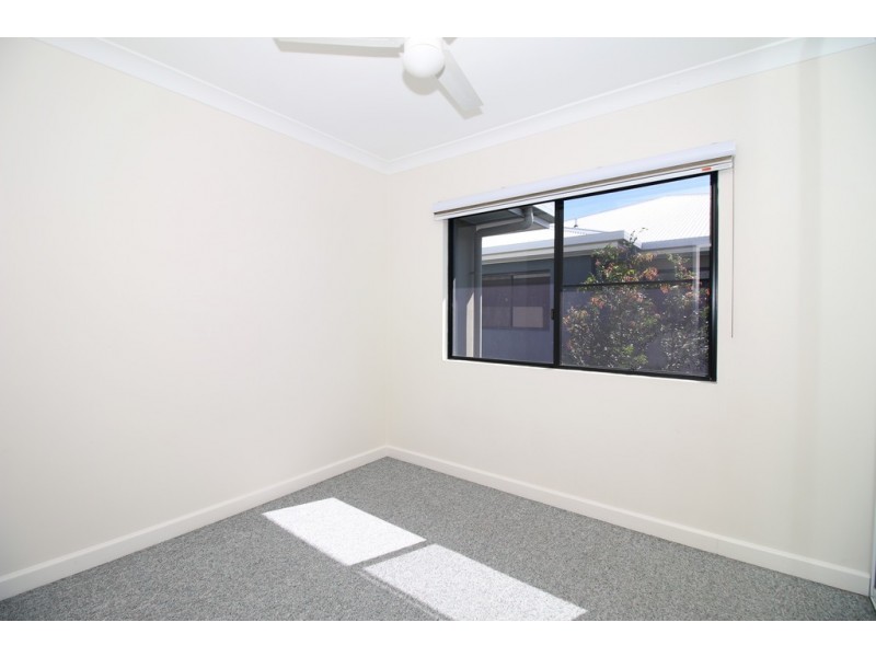 101 Railway Avenue, Railway Estate QLD 4810