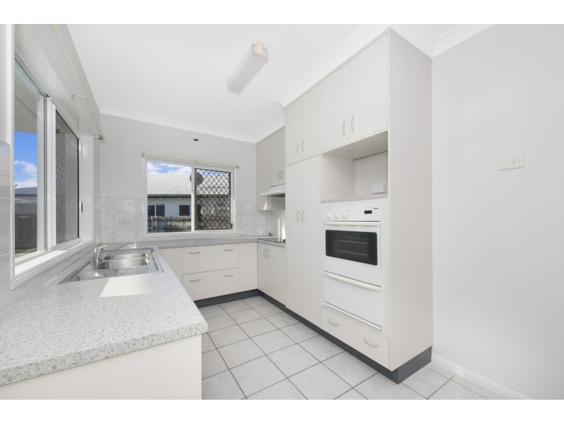 67 Overton Circuit, Kirwan QLD 4817