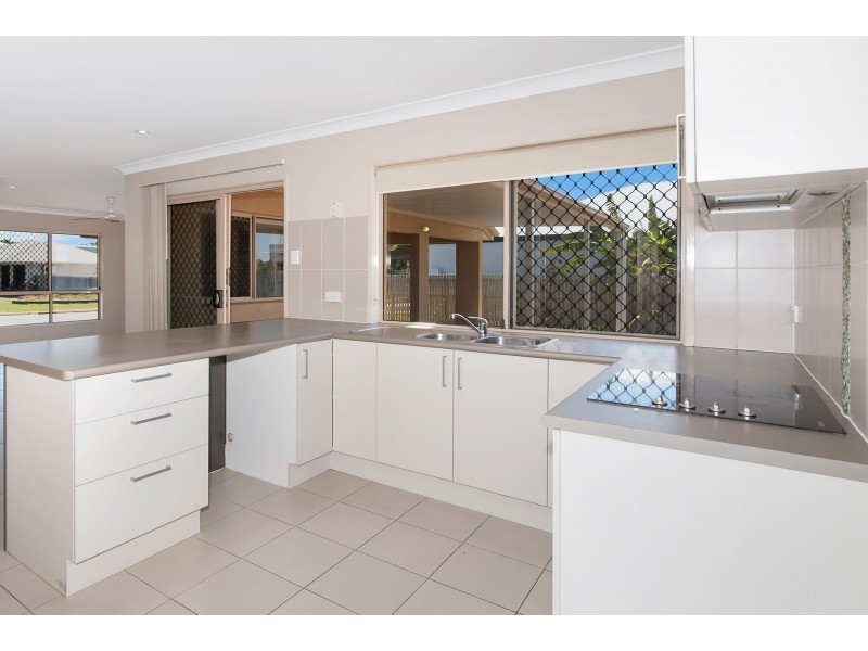 16 Eider Court, Condon QLD 4815