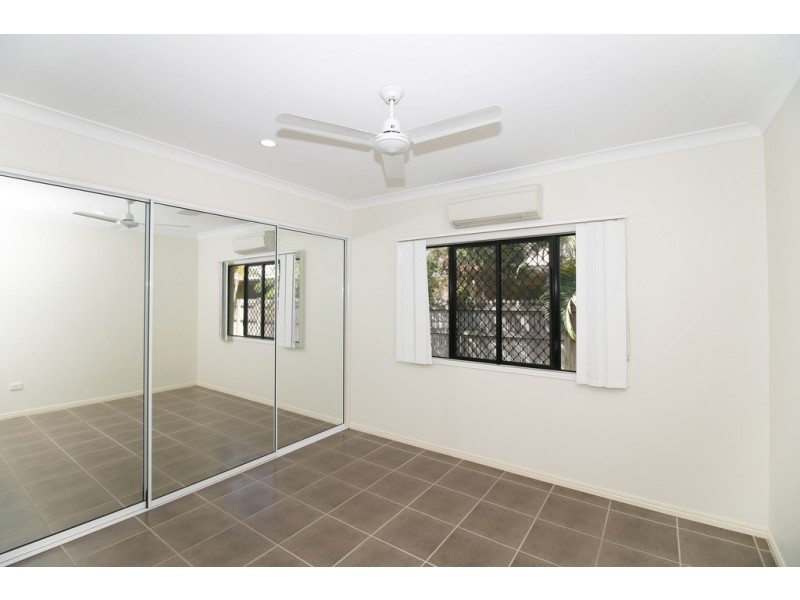 13 Derwent Circuit, Kelso QLD 4815