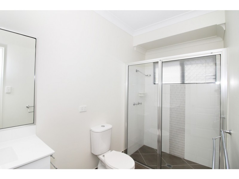 13 Derwent Circuit, Kelso QLD 4815