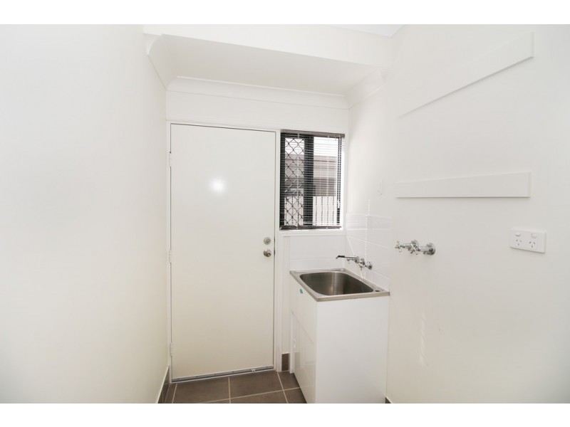 13 Derwent Circuit, Kelso QLD 4815