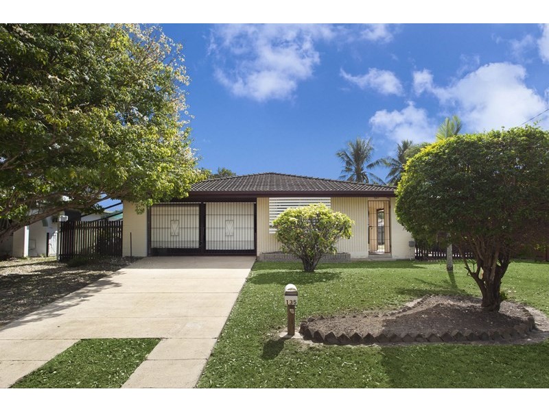 135 Albert Street, Cranbrook QLD 4814