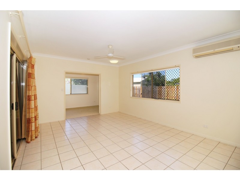 2/31 Harding Street, Mundingburra QLD 4812