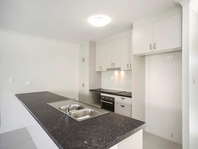 9 Wattlebird Avenue, Kelso QLD 4815