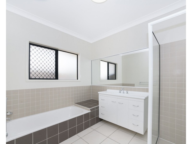 4 Dashwood Court, Kirwan QLD 4817