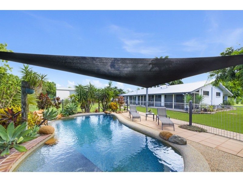 14 Landers Avenue, Rangewood QLD 4817