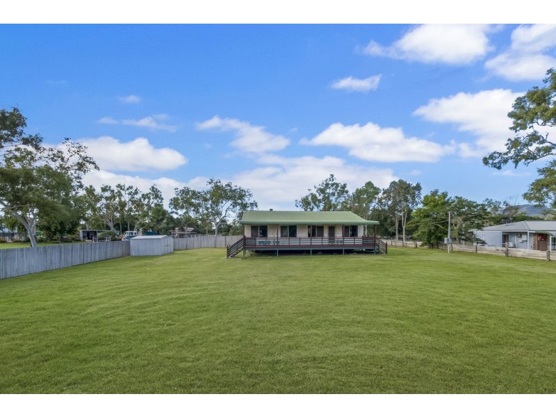 92 Hammond Way, Kelso QLD 4815
