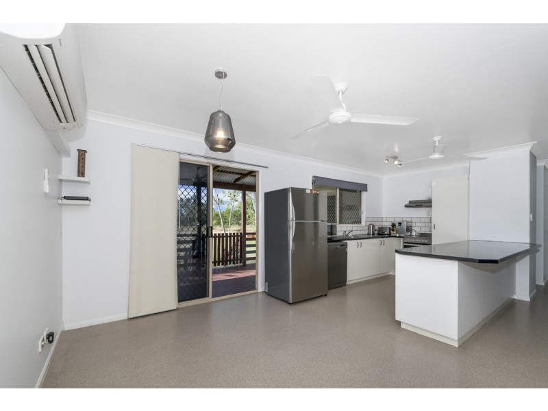 92 Hammond Way, Kelso QLD 4815