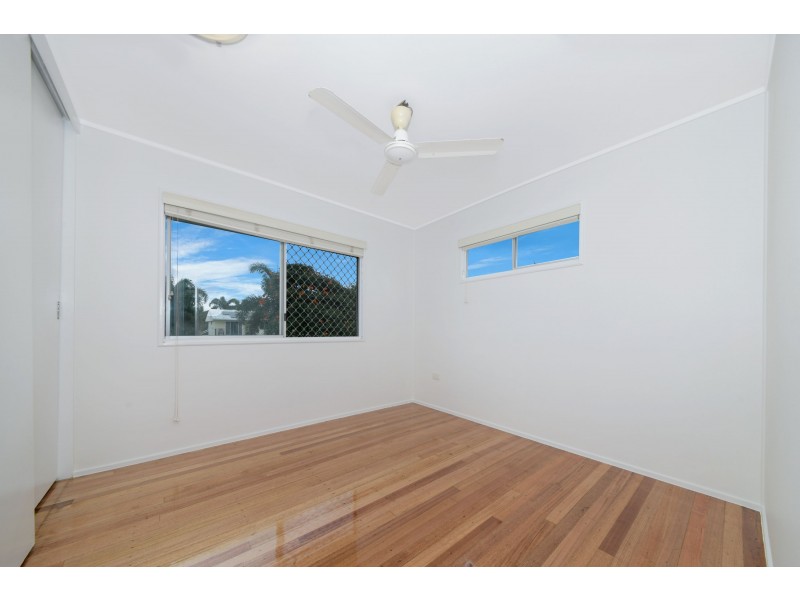 18 Starling Cres, Condon QLD 4815