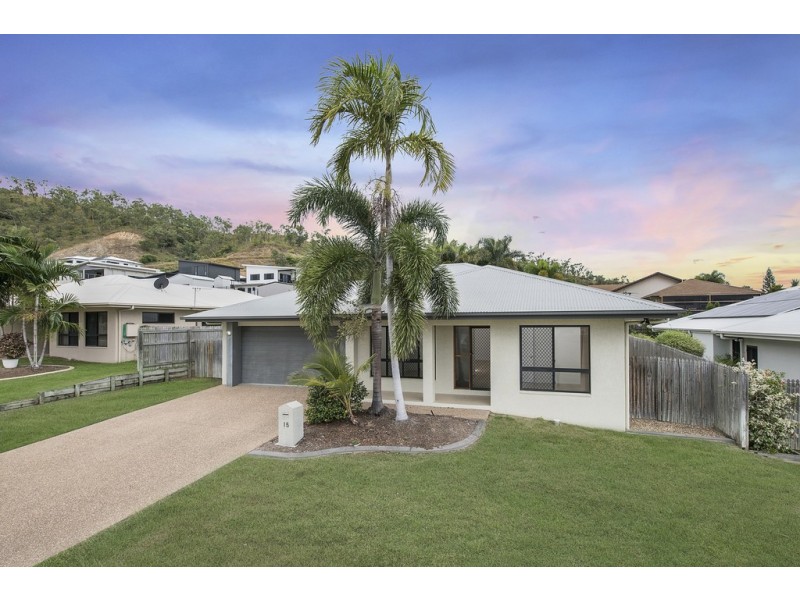 15 Franklin Drive, Mount Louisa QLD 4814