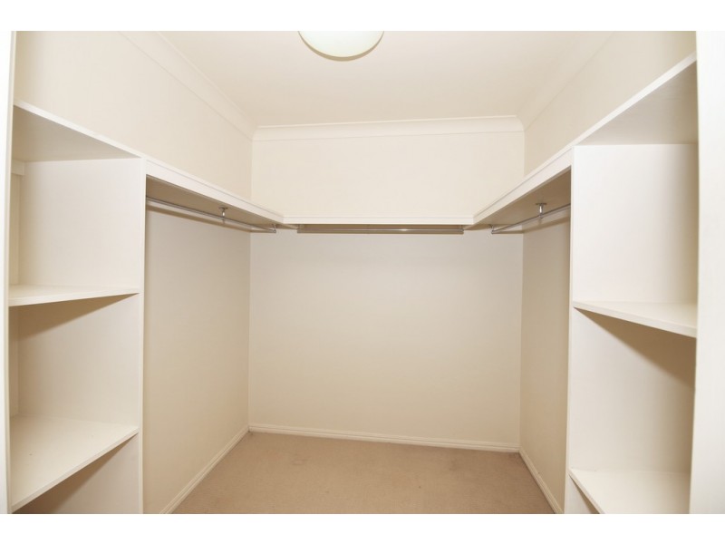 75 Miller Circuit, Kirwan QLD 4817