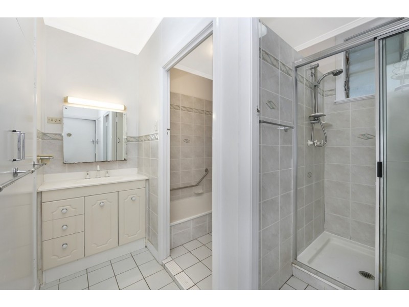 4 Choonda Street, Cranbrook QLD 4814