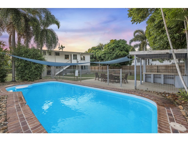 4 Choonda Street, Cranbrook QLD 4814