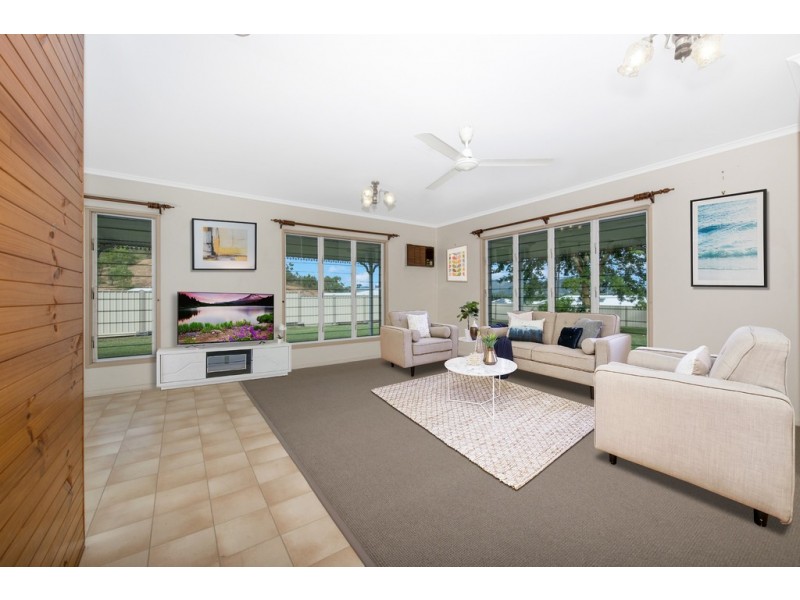 41 Yumba Circuit, Mount Louisa QLD 4814