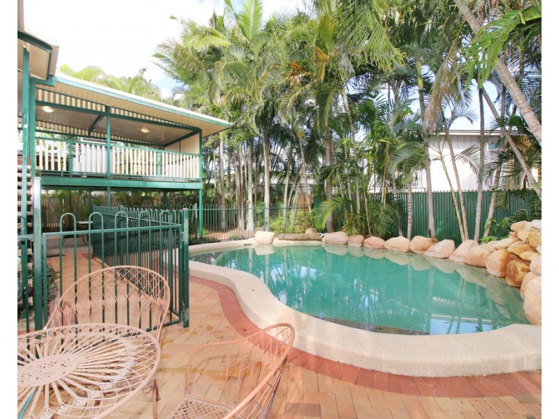 8 Daniels Street, Vincent QLD 4814