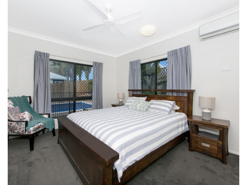 3 Bronte Court, Bushland Beach QLD 4818
