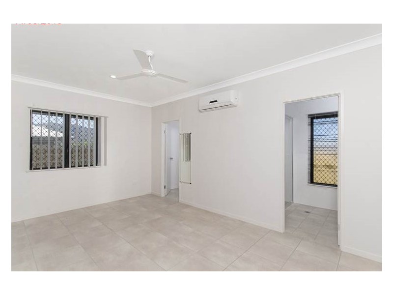 2 Sorghum, Rasmussen QLD 4815