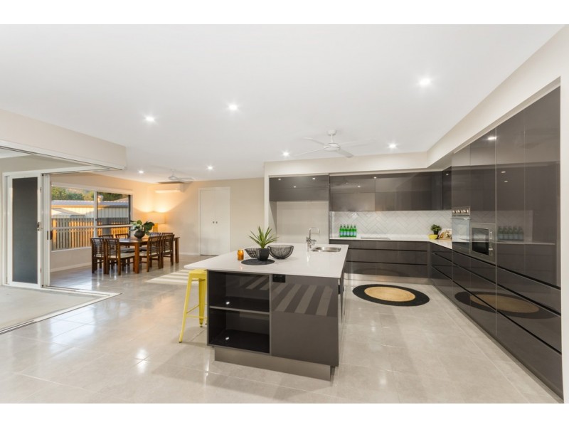 12 Fellowship Place, Rasmussen QLD 4815