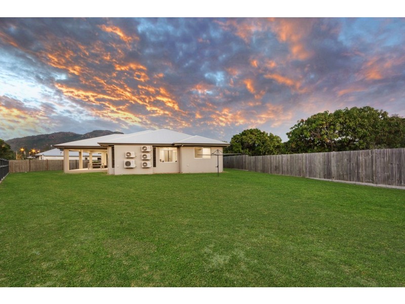 12 Fellowship Place, Rasmussen QLD 4815