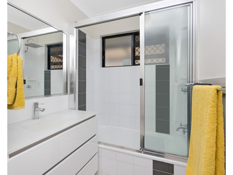 2 Kookaburra Court, Condon QLD 4815