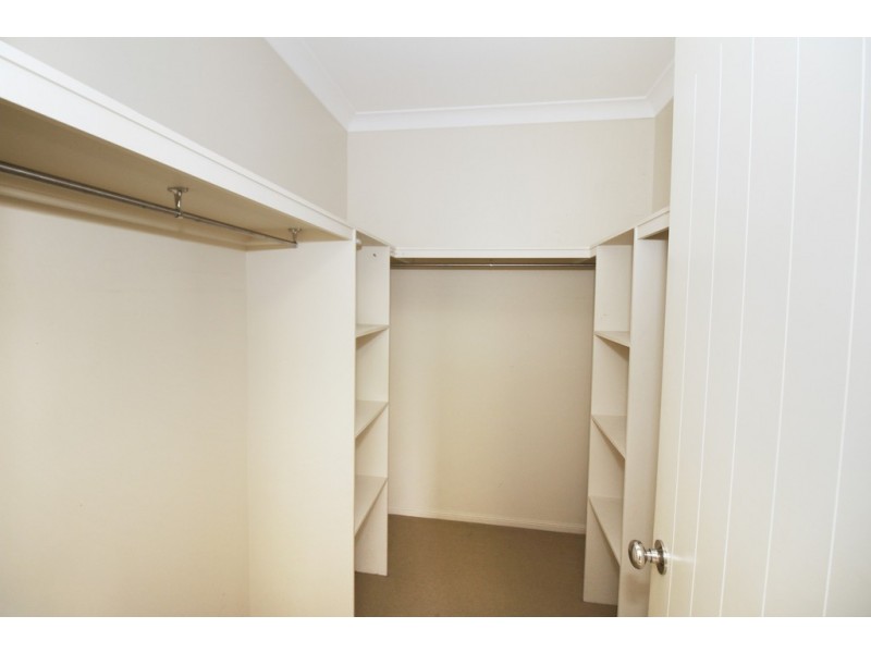 40 Overton Circuit, Kirwan QLD 4817