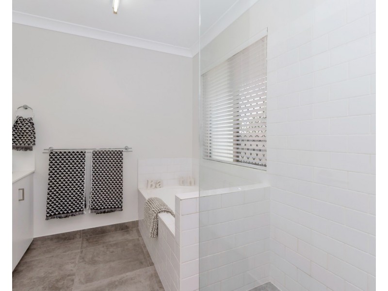 59 Raintree Way, Thuringowa Central QLD 4817