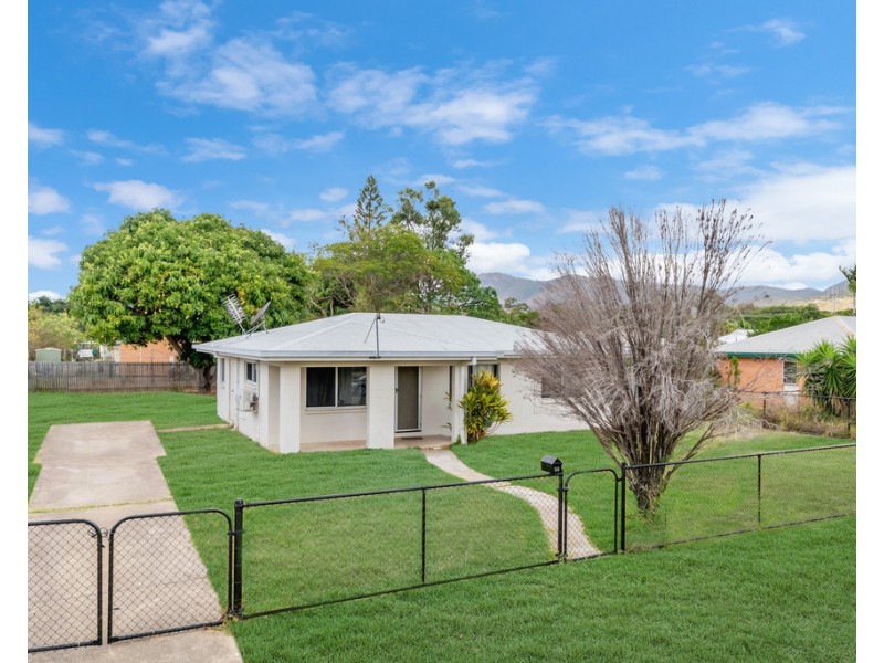 38 Kittyhawk Crescent, Kirwan QLD 4817