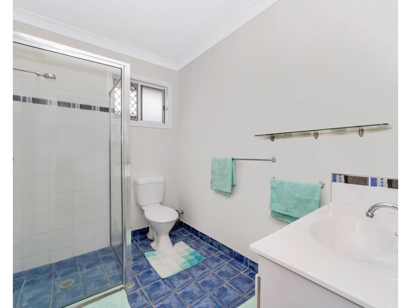 17 Blue Wren Drive, Kelso QLD 4815