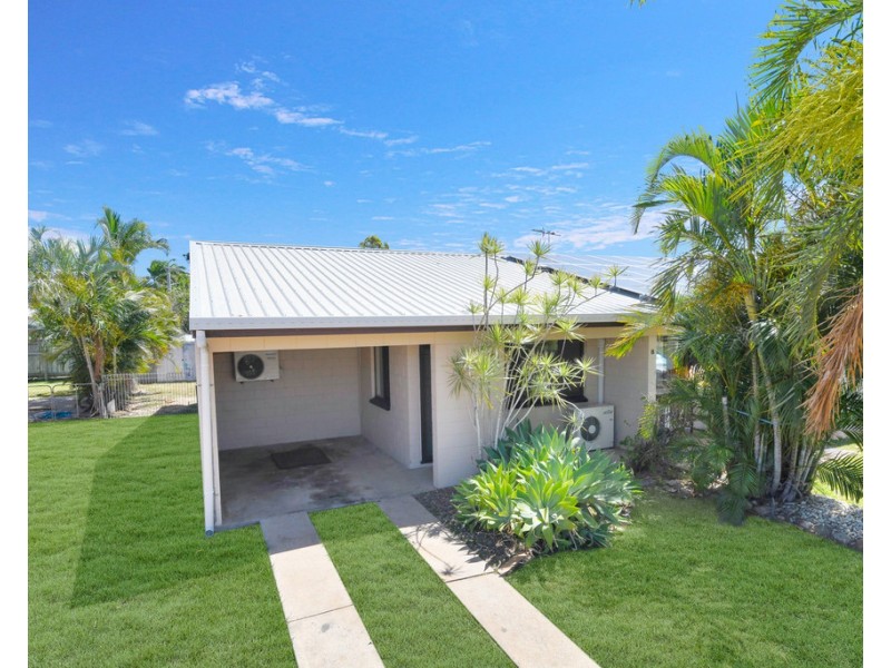 1/8 Violet Crescent, Rasmussen QLD 4815