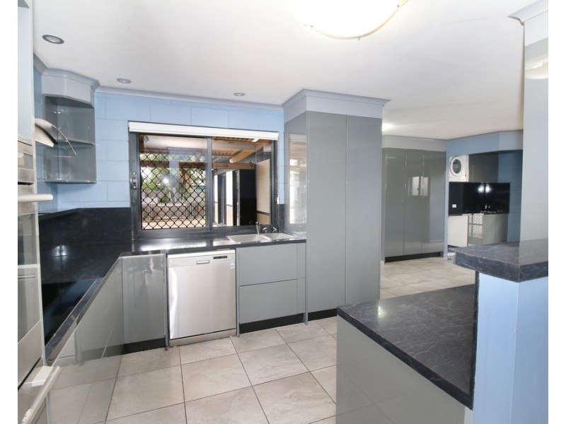 32 Yut Fay Avenue, Kelso QLD 4815