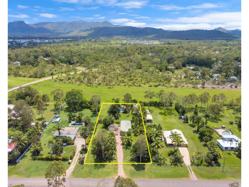 3 Baystone Court, Kelso QLD 4815