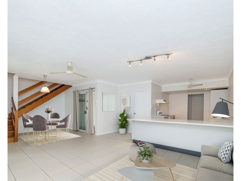 7/12 Old Common Road, Belgian Gardens QLD 4810