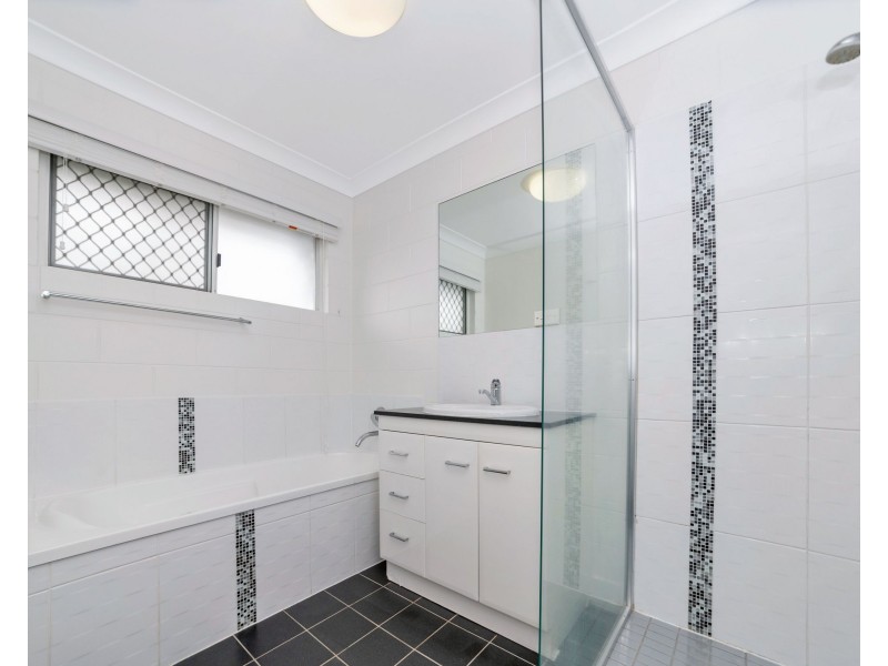 7/12 Old Common Road, Belgian Gardens QLD 4810