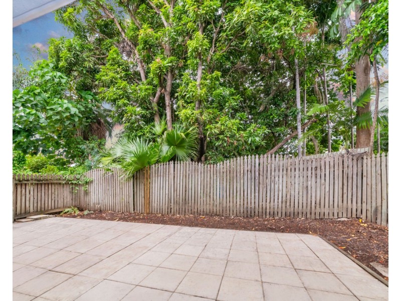 7/12 Old Common Road, Belgian Gardens QLD 4810