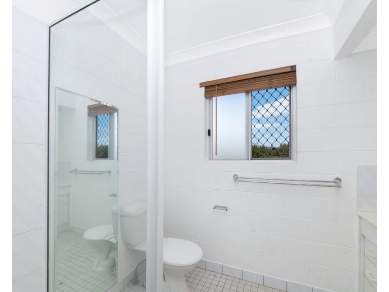 8/22 Marks Street, Hermit Park QLD 4812